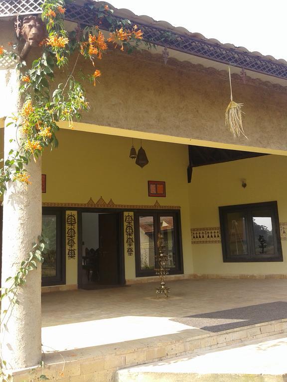 Aranyak Resort Tala  Exterior photo