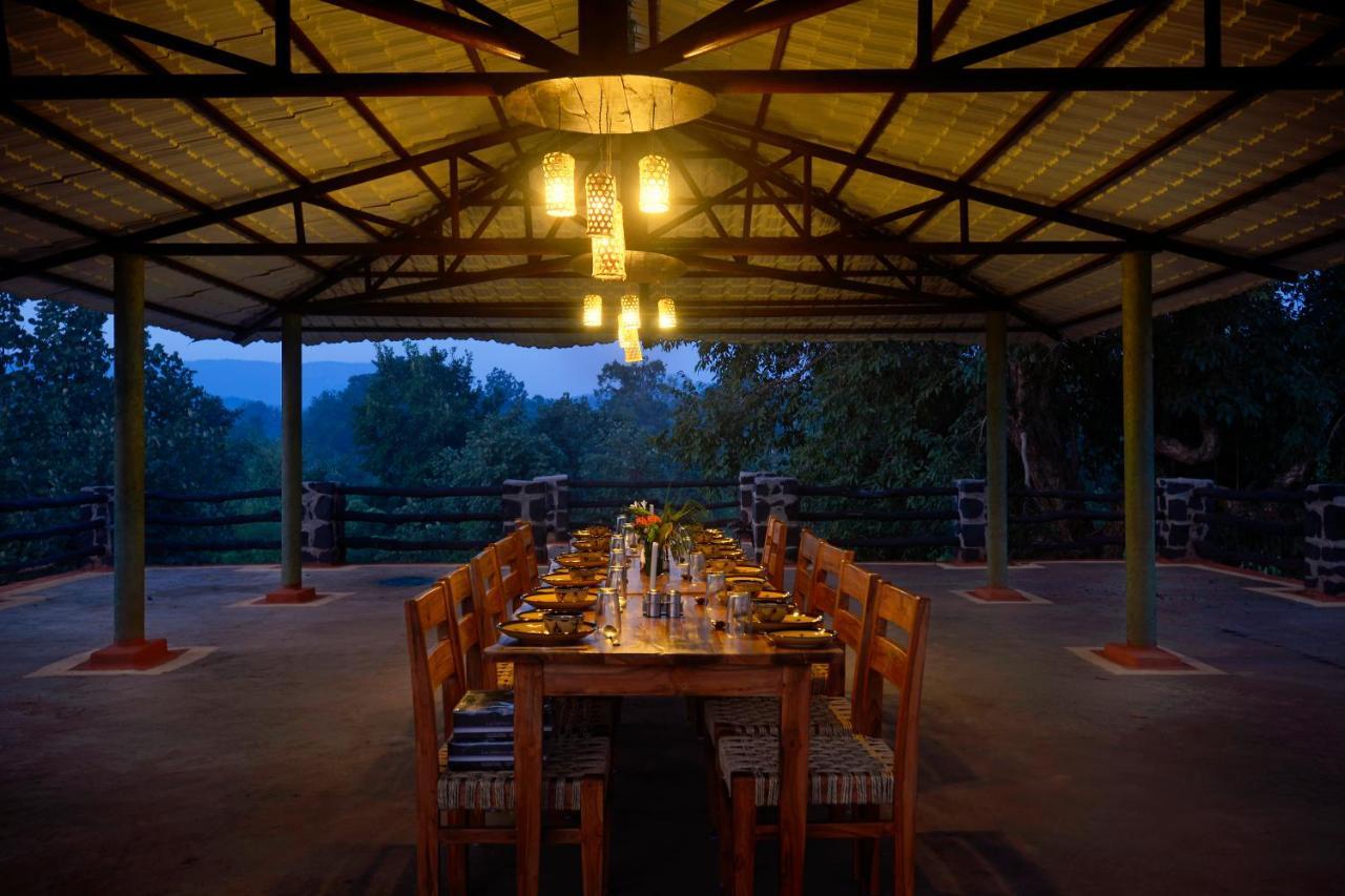 Aranyak Resort Tala  Exterior photo